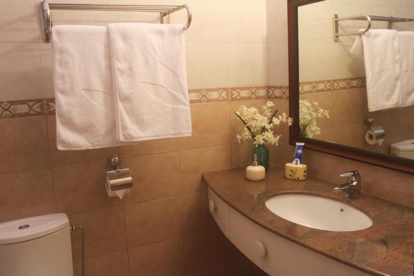 Airport Gateway Residence Негомбо Екстер'єр фото